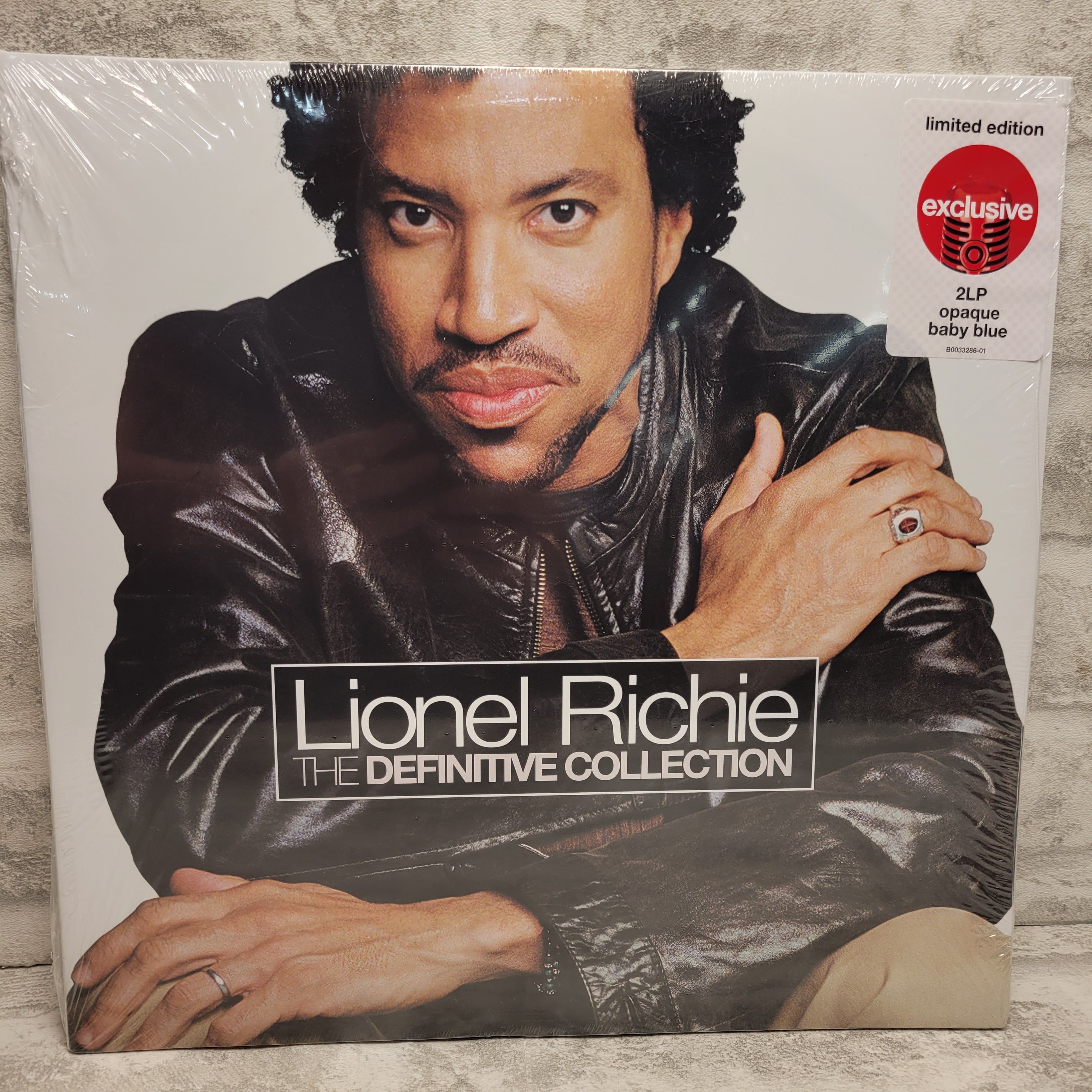 LIONEL RICHIE The Definitive Collection 2 LP Baby Blue Vinyl Record (7863101620462)